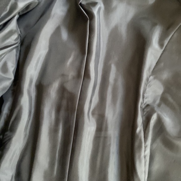 Tahari black coat - Picture 9 of 9